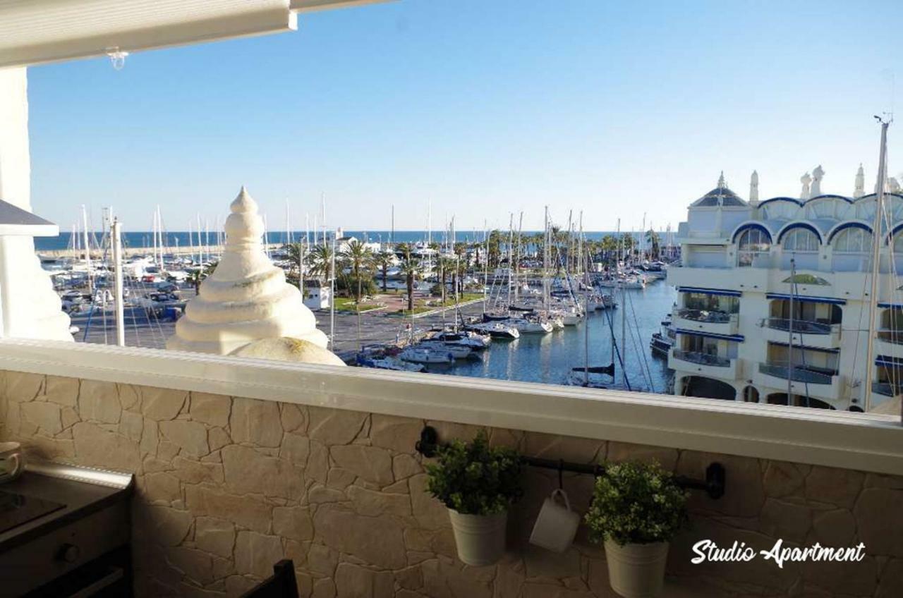Puerto Marina Waterfront Appartement *